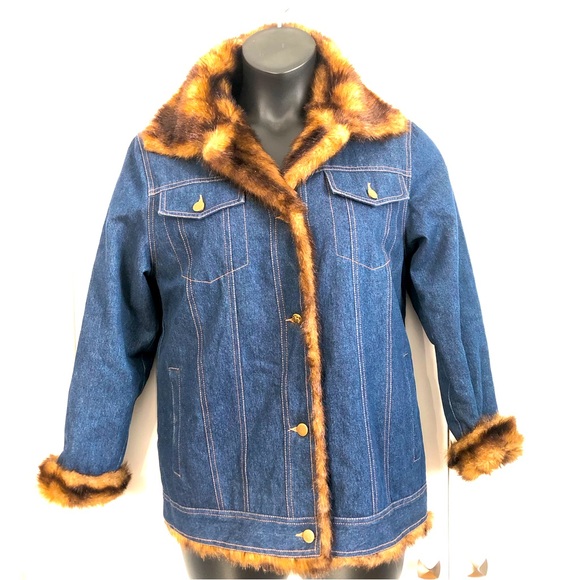 Jackets & Blazers - Faux Fur Collar Denim Jean Jacket | Womens Size S